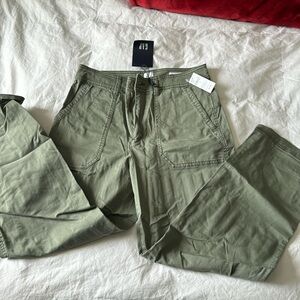 Gap high rise cargos